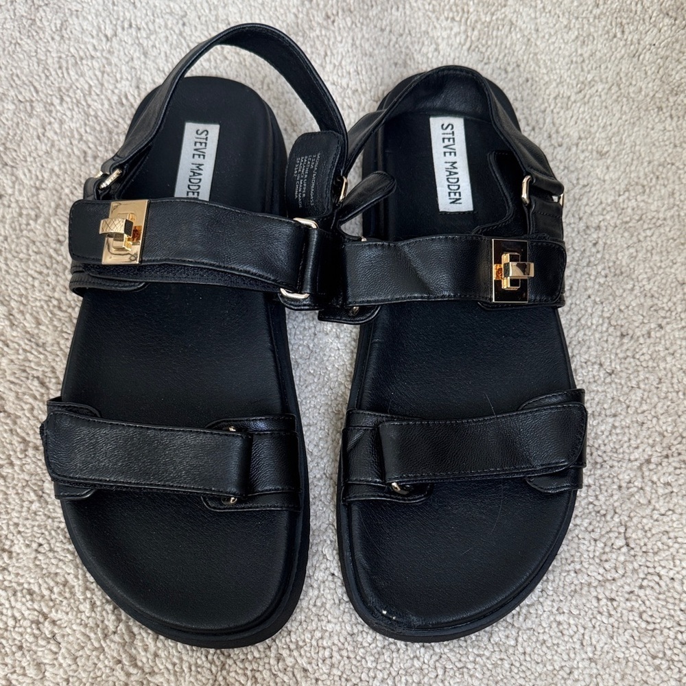 Steve Madden Black Sandals with Metallic Buckle